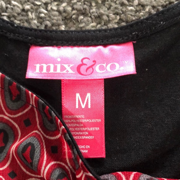 Red and black top - Picture 3 of 4